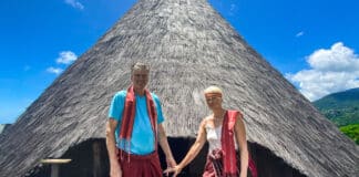 Thomas und Brit Wessel besuchten auf Flores die Manggaraian, eine ethnische Volksgruppe. / Foto: Privat