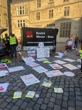"Für mehr Wertschätzung": 250 Osnabrücker streiken für mehr Lohn im öffentlichen Dienst