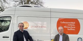 Vorsitzender Stiftung Stahlwerk Georgsmarienhütte Ansgar Pohlmann (links) und Tafelchef Hermann Große-Marke / Foto: Hirsch
