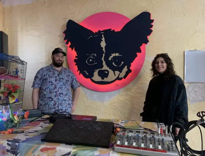 Manuel (links) und Adri vom Kollektiv Haus of Udo / Foto: Emrich