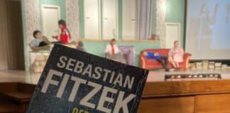 Die Theater-AG der Angelaschule inszeniert Sebastian Fitzeks "Der Seelenbrecher". / Foto: Schulte