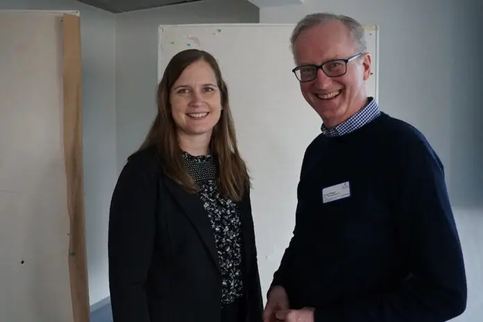 Heidi Froese Driediger (links) und Ansgar Rotert. / Foto: NBZ/Daniel Meier