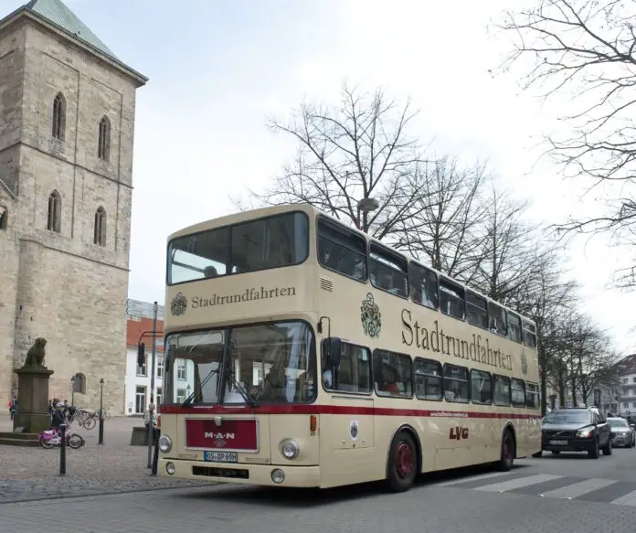 Traditionsbus. / Foto: Uwe Lewandowsk