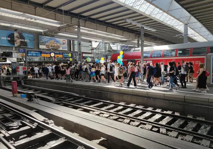 Landkreise fürchten “große Herausforderungen” bei 49-Euro-Ticket