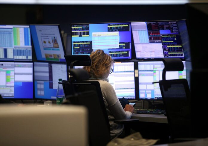 Dax startet mit Verlusten – Bankensektor weiter im Blick