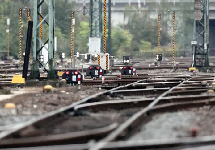 Bericht: Deutsches Schienennetz muss dringend erneuert werden