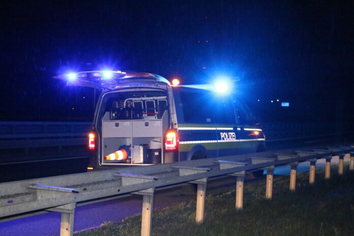 Fahrradfahrer und Autofahrer zeitgleich als Geisterfahrer auf der A33 unterwegs
