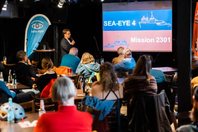 Die Auftaktveranstaltung von "Osnabrück rettet" in der Lagerhalle. / Foto: Florian Strobeck
