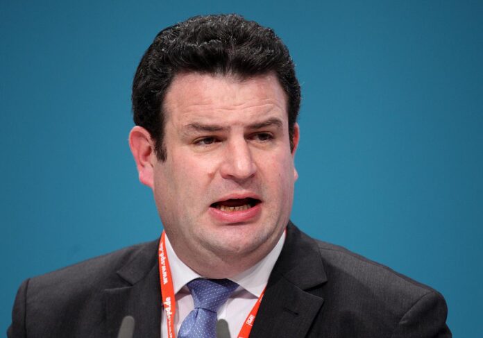 Union nennt Heil-Äußerungen zum Mindestlohn “irritierend” Union nennt Heil-Äußerungen zum Mindestlohn “irritierend”