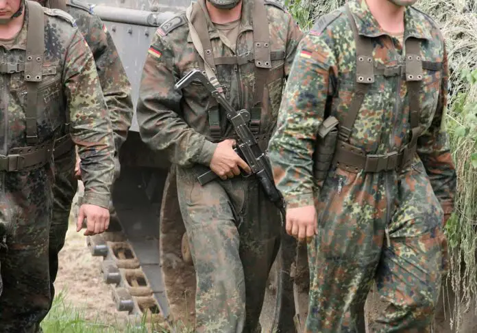 Immer mehr Bundeswehr-Soldaten mit Nebenjob