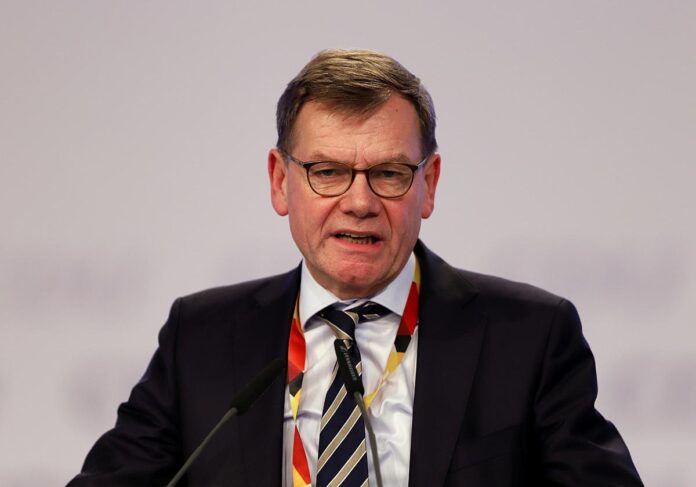 Wadephul kritisiert Informationspolitik zu Evakuierung im Sudan