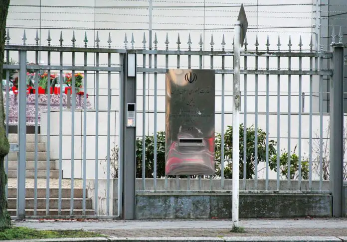 Kritik an Bundesregierung nach Todesurteil gegen Deutsch-Iraner