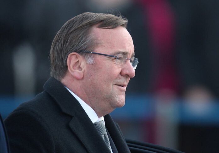 Verteidigungsminister plant personelle und strukturelle Änderungen