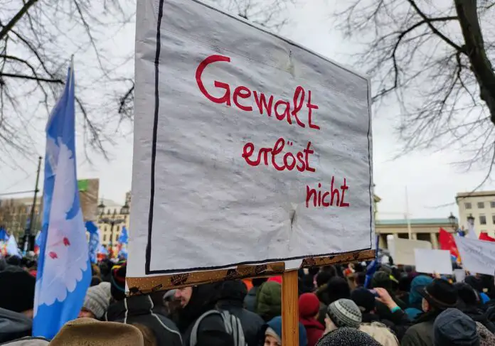 Linke rechnet mit vielen Teilnehmern bei Ostermärschen