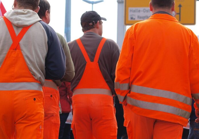 Linke hält Tarifeinigung im öffentlichen Dienst für unzureichend