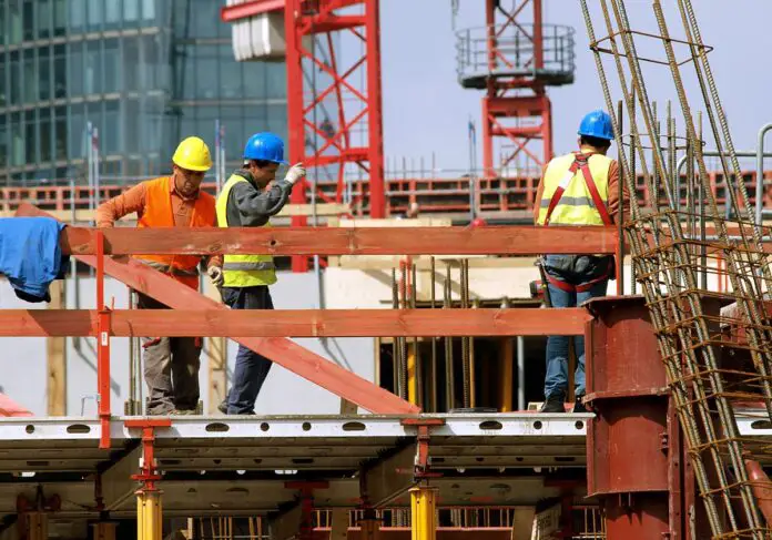 Baupreise für Wohngebäude steigen weiter deutlich