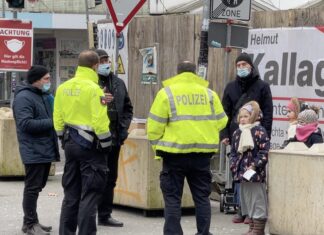 Kommentar: Wir brauchen eine Aufarbeitung der Corona-Zeit – sofort! Polizisten verbieten zur Corona-Zeit das Singen in der Osnabrücker Innenstadt