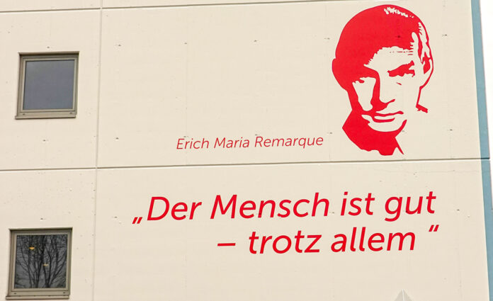 Remarque-Zitat am Bahnhof Osnabrück