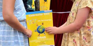 Die teilnehmenden Kinder der Aktion Kindermeilen erhielten am Montag, 26. Juni, ihre Urkunden im Zoo Osnabrück. / Foto: Nina Hoss
