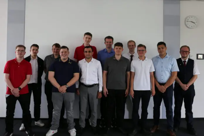 Die neuen FiFs starten bei den VOS-Partnerunternehmen durch. / © Verkehrsgemeinschaft Osnabrück