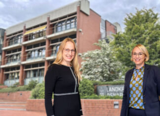 Kommentar: Liebe Frau Kebschull, liebe Frau Pötter… 100 Millionen für die Kreishaus-Sanierung? Landrätin Anna Kebschull und Oberbürgermeisterin Katharina Pötter / Montage: Hasepost