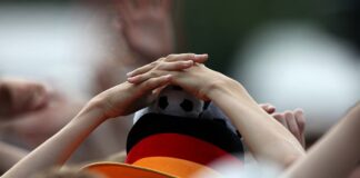 Symbolbild Fan der deutschen Nationalmannschaft