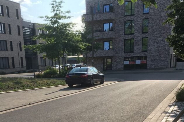 Seit Sperrung der Sedanstraße: Zunehmend Falschparker im Wissenschaftspark - Stadt reagiert