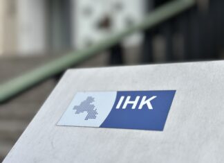 Immer mehr Unternehmen aus der Region Osnabrück investieren lieber im Ausland Symbolbild IHK