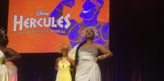 Jamie-Lee Uzoh als Muse Clio im Musical "Hercules"