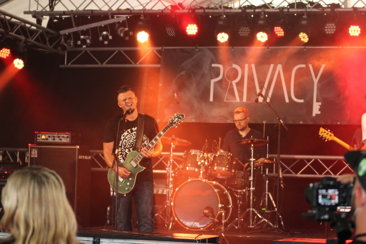 Lokale Bands wie "Privacy" spielen auf dem Festival genauso wie national und international bekannte Acts. / Foto: kulturfeder.de