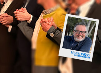 Handgiftentag, Kommentar