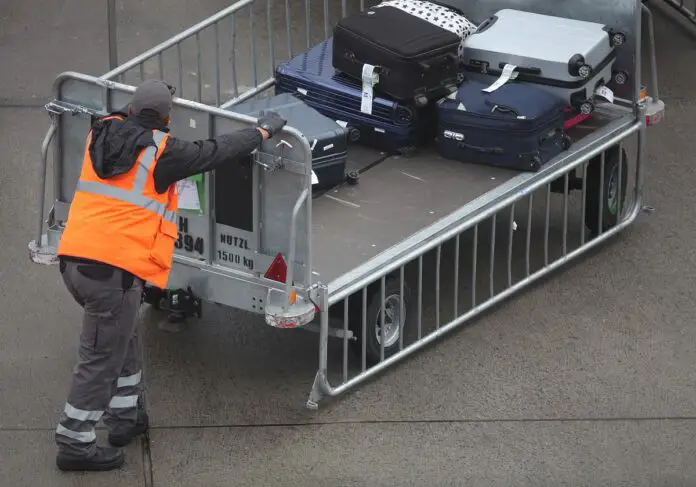 Koffertransport am Flughafen