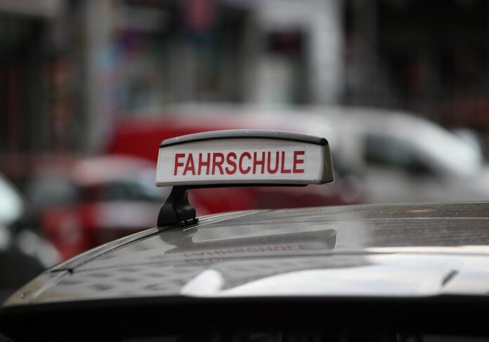 Fahrschule