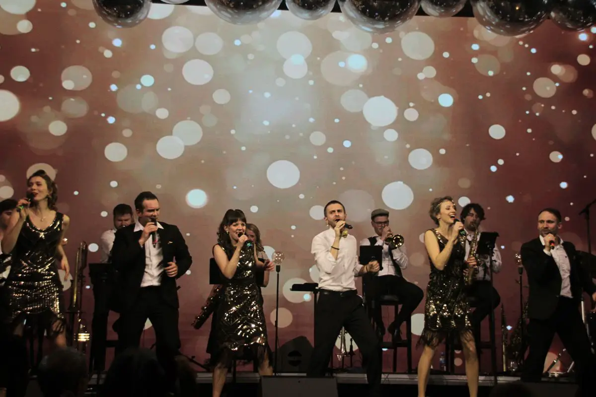 Swingin' Christmas im Alando Ballhaus