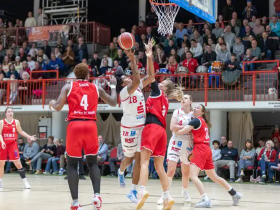 GiroLive-Panthers vs. TC Herne 1880. / Foto: Alexander Reinhard