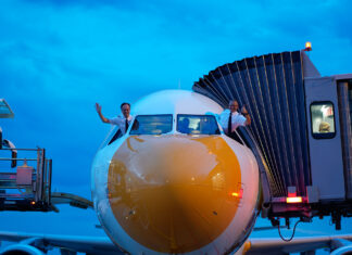 Condor fliegt ab sofort vom FMO nach Mallorca Condor am FMO