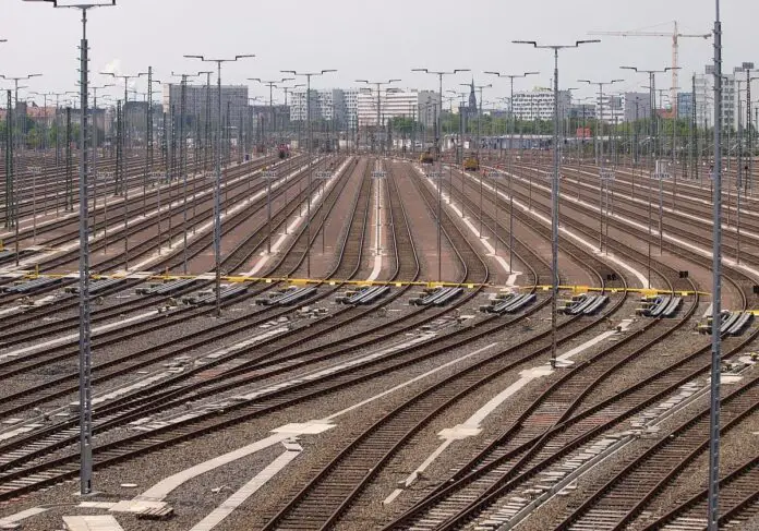 dts_image_12802_ndjbpbhpnp_315_1200_840.jpg Gleisanlage in