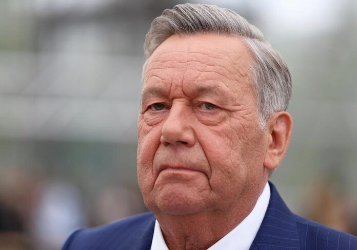 dts_image_18675_jmqtshiohs_315_1200_840.jpg Roland Kaiser