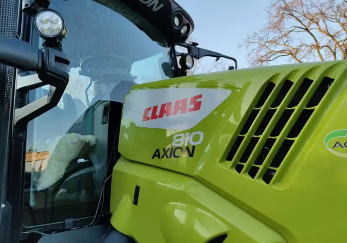 dts_image_28657_djhjmqifmr_315_1200_840.jpg Traktor von