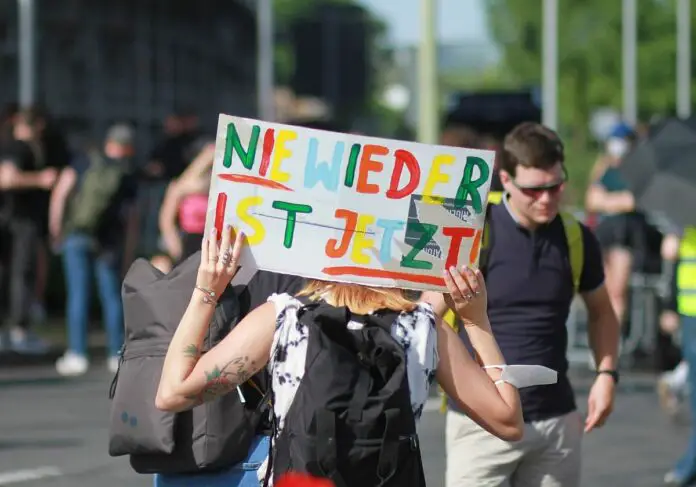 dts_image_42563_dmtbbfkpig_315_1200_840.jpg Protest gegen