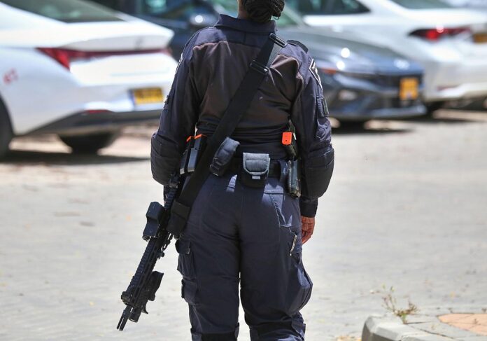 Israelische Soldatin