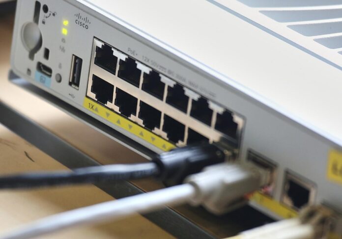 Netzwerk-Patchpanel (Archiv)