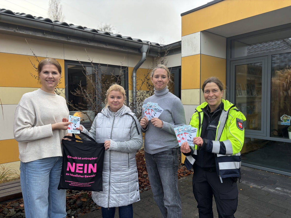 Zeichen gegen Gewalt in Georgsmarienhütte. / Foto: Jasmin Schulte