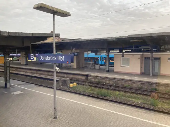 Osnabrück Hauptbahnhof (Gleis 5) Osnabrück Hauptbahnhof (Gleis 5) / Foto: Dominik Lapp