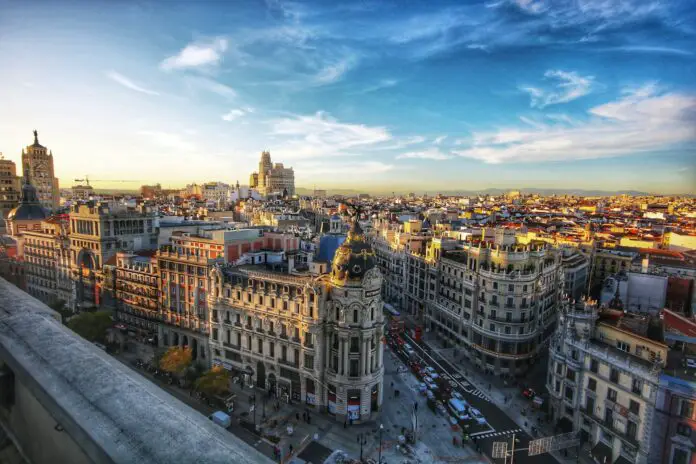 Edificio Metropoli, Gran vía, Madrid / Foto: unsplash
