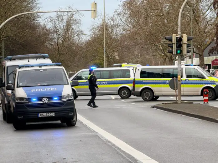 Gesperrte Natruper Straße Gesperrte Natruper Straße / Foto: Pohlmann