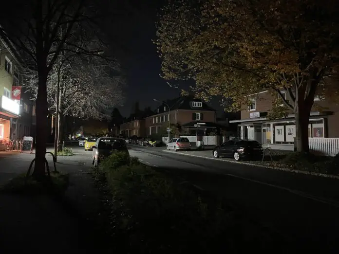 Natruper Straße ohne Licht. / Foto: Dominik Lapp