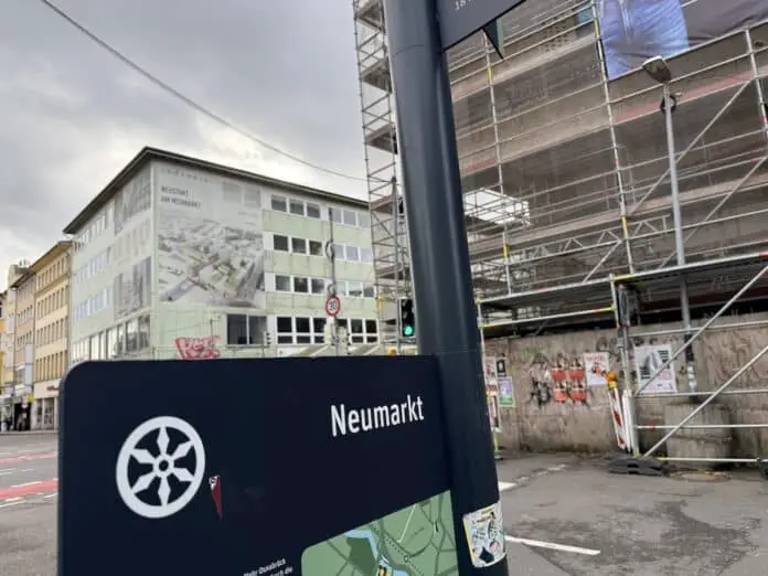 Neumarkt und Zauberwürfel-Baustelle, 11/2025 / Foto: Pohlmann