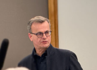 AfD-Antrag zur Hundesteuerbefreiung für Tierheimhunde wird mit falschen Behauptungen torpediert Volker Bajus (Grüne)