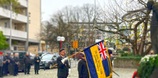 Kranzniederlegung der British Legion zum Volkstrauertag in Osnabrück